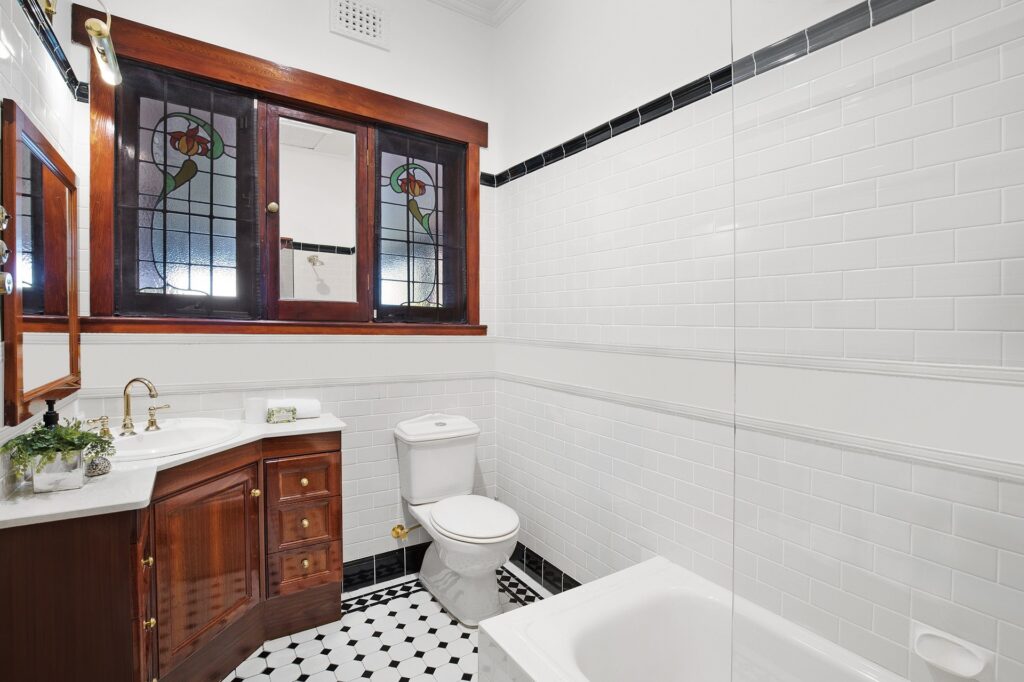 Sold - 15 Cheltenham Road - New Property in Cheltenham - Real Estate by Belinda Hill