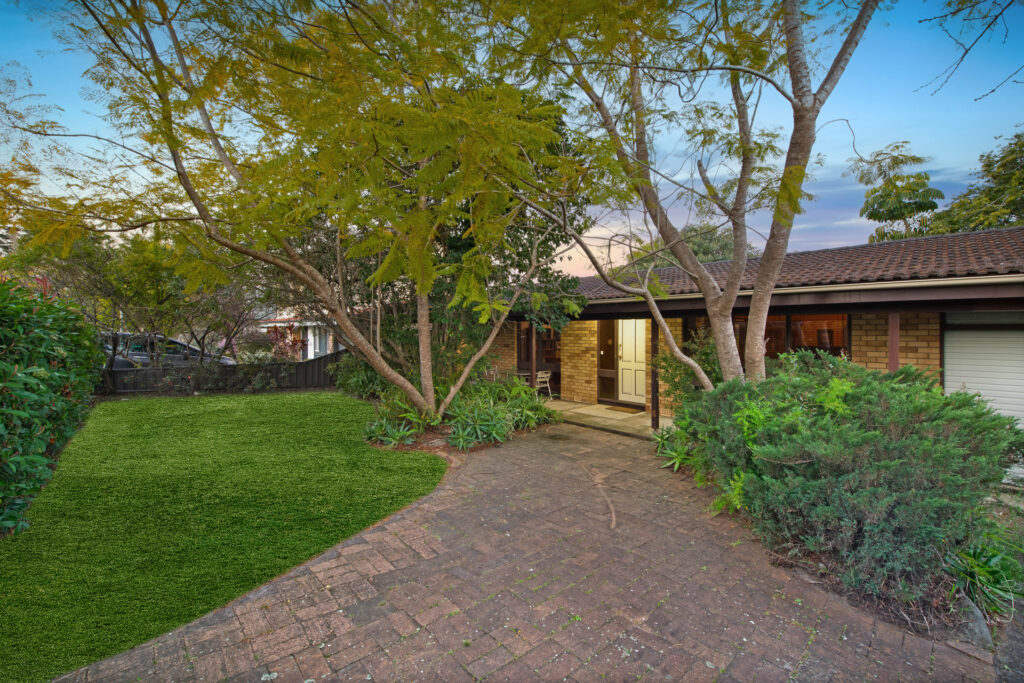 Sold - 23 Merinda Avenue - New Property in Baulkham Hills - Real Estate by Leopold Metz