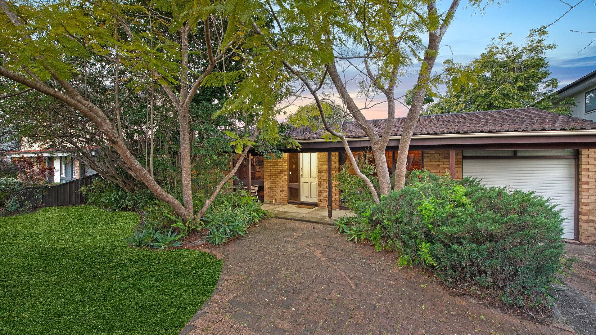 Sold - 23 Merinda Avenue - New Property in Baulkham Hills - Real Estate by Leopold Metz