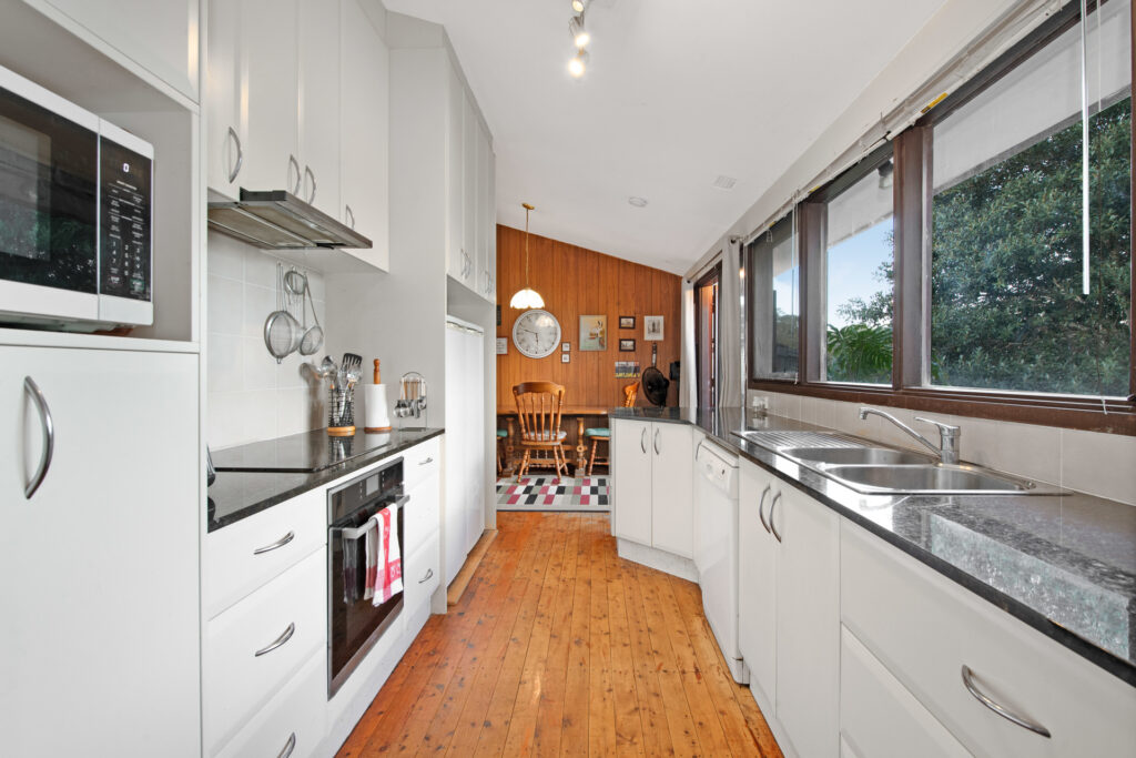 Sold - 23 Merinda Avenue - New Property in Baulkham Hills - Real Estate by Leopold Metz