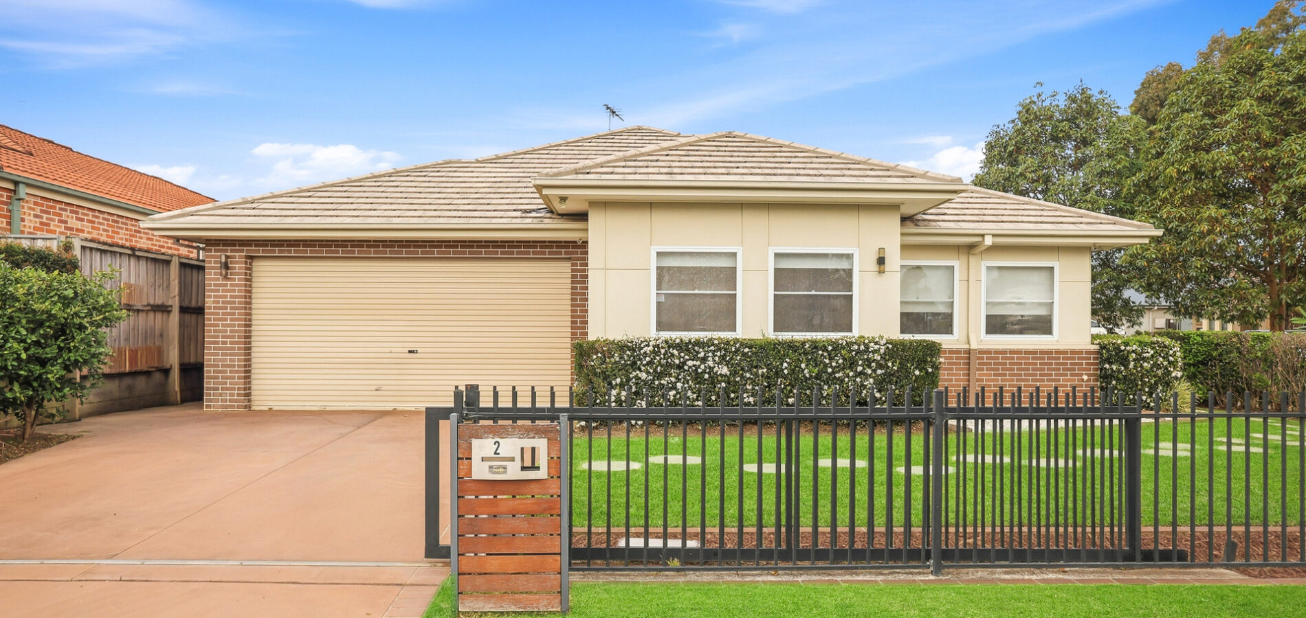 Auction - 2 Olsen Court - New Property in Kellyville Ridge - Real Estate by Paul Land