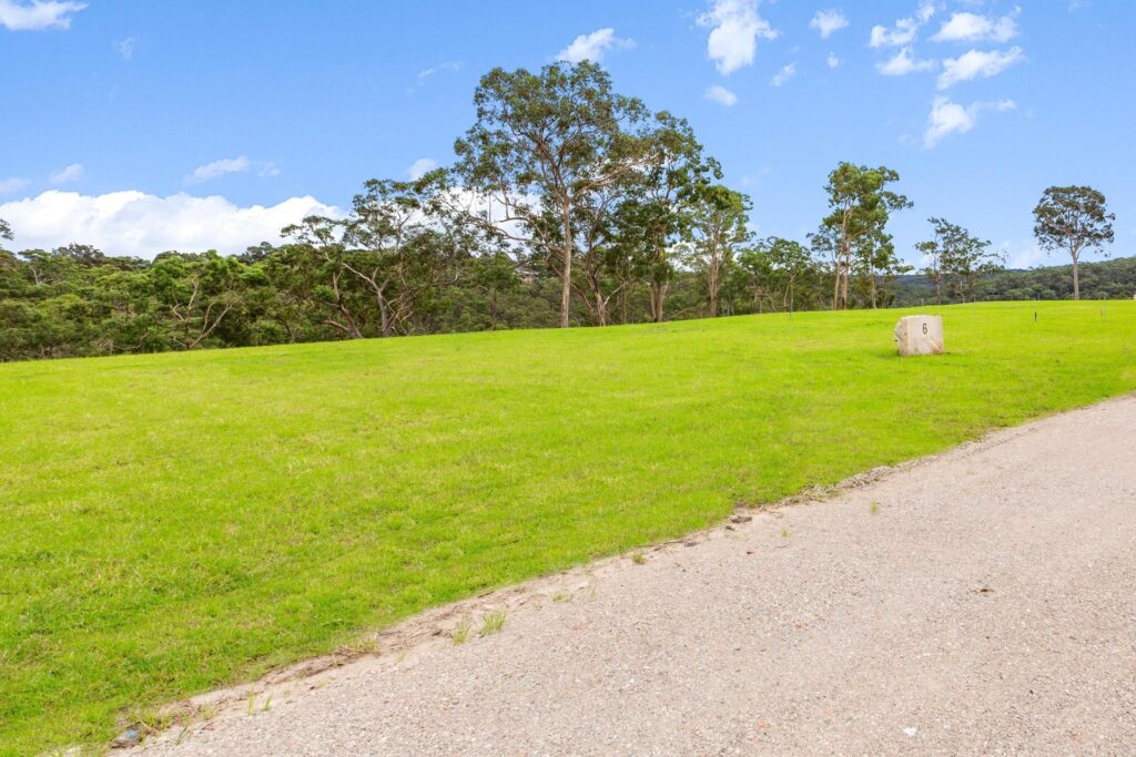 Auction - 8 Bloodwood Place - New Property in Kenthurst - Real Estate by Louis Stapleton
