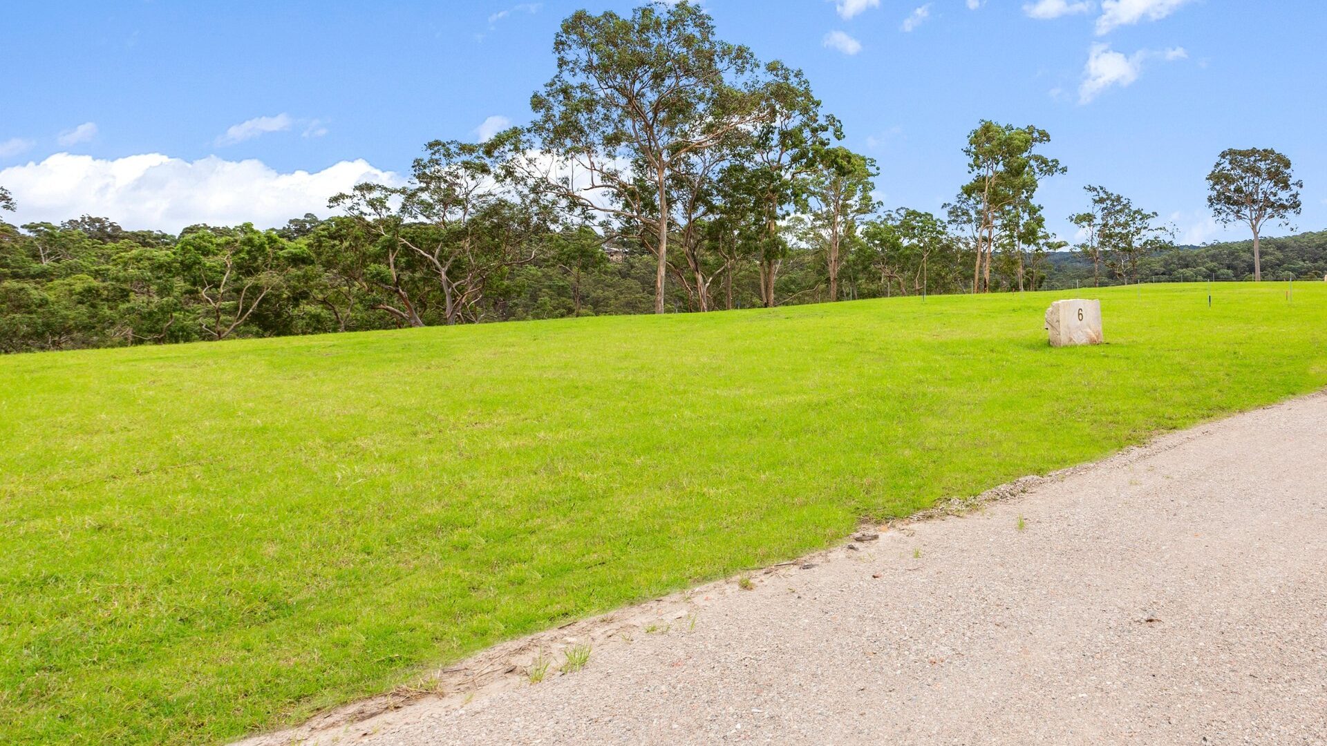 Auction - 8 Bloodwood Place - New Property in Kenthurst - Real Estate by Louis Stapleton