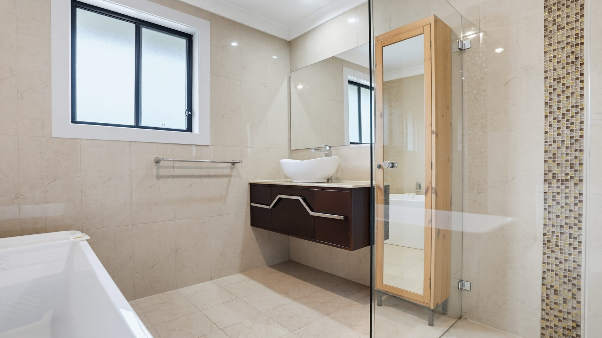 For Rent - 46A Hampton Crescent - New Property in Prospect - Real Estate by Jason Assaf
