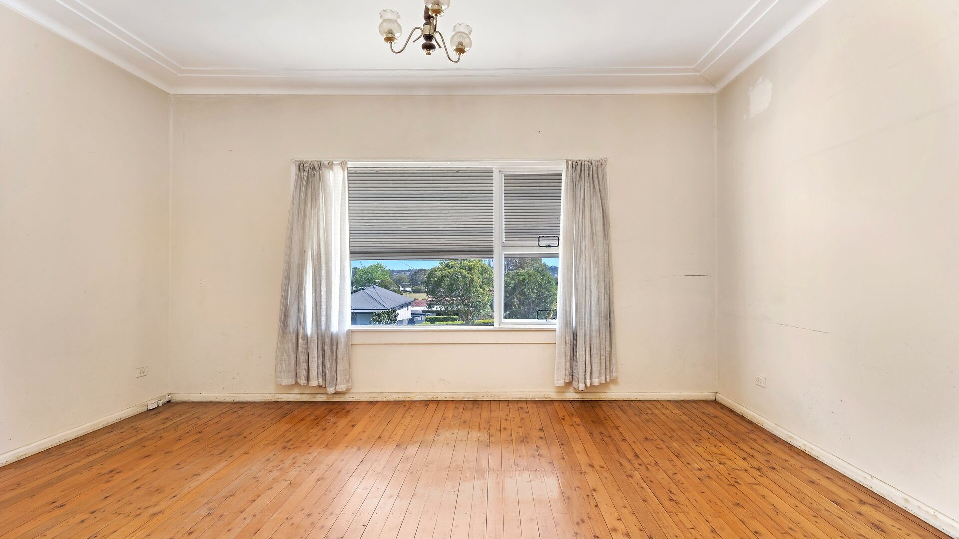For Sale - 35 Carole Street - New Property in Seven Hills - Real Estate by Joel Hollings