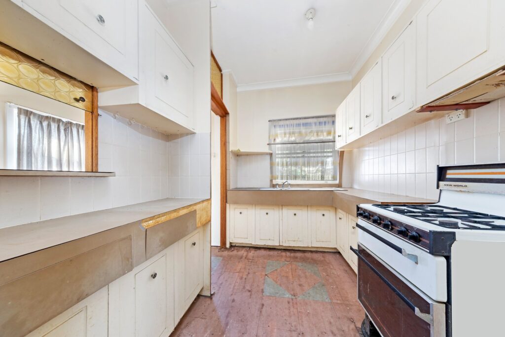 For Sale - 35 Carole Street - New Property in Seven Hills - Real Estate by Joel Hollings