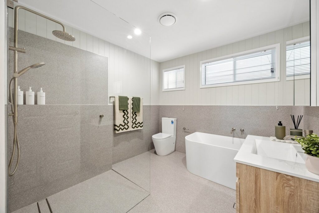 Auction - 14 Londonderry Road - New Property in Hobartville - Real Estate by Yuri Cattaneo