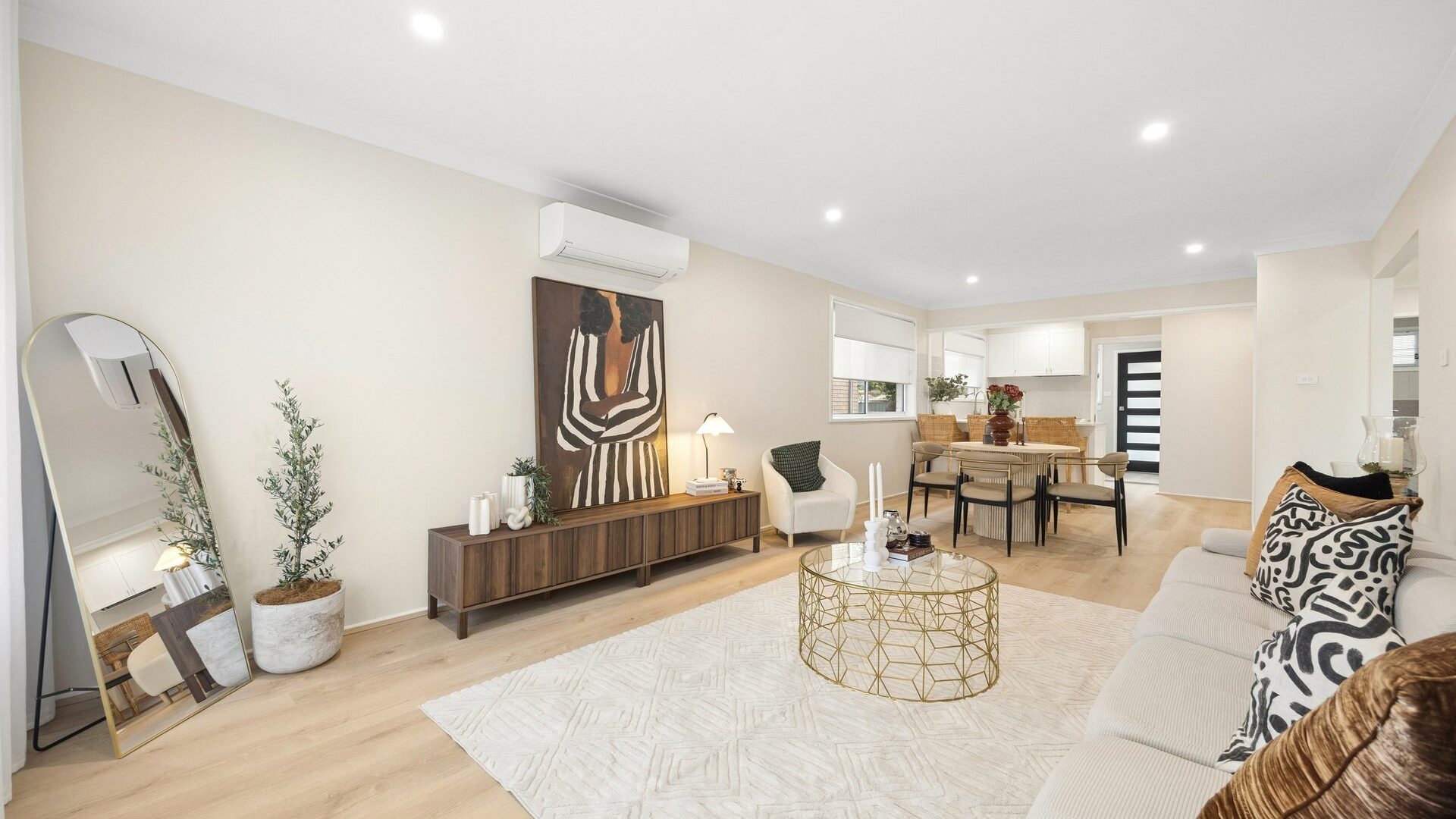 Auction - 14 Londonderry Road - New Property in Hobartville - Real Estate by Yuri Cattaneo