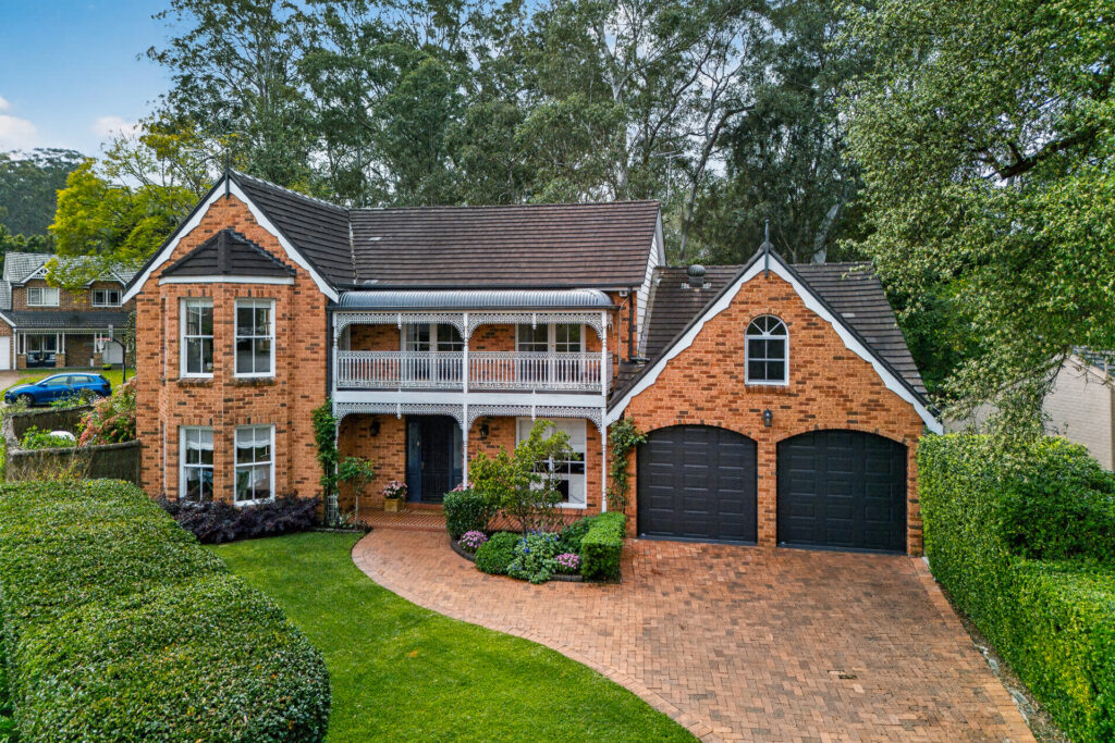 Auction - 3 Kingfisher Place - New Property in West Pennant Hills - Real Estate by Mark Vinogradov