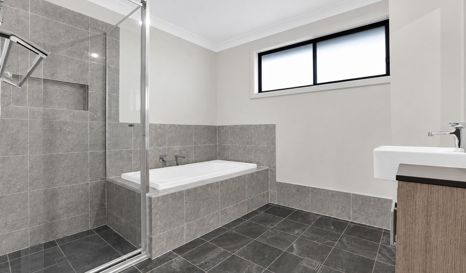 For Rent - 51 Medlock Street - New Property in Grantham Farm - Real Estate by Rayan Tirmzey