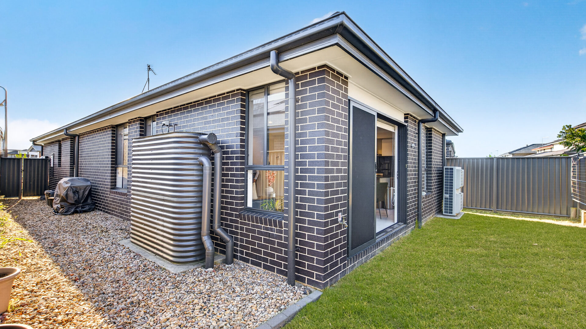 For Sale - 19 Caledonia Crescent (Melonba) - New Property in Marsden Park - Real Estate by Ruma Mundi