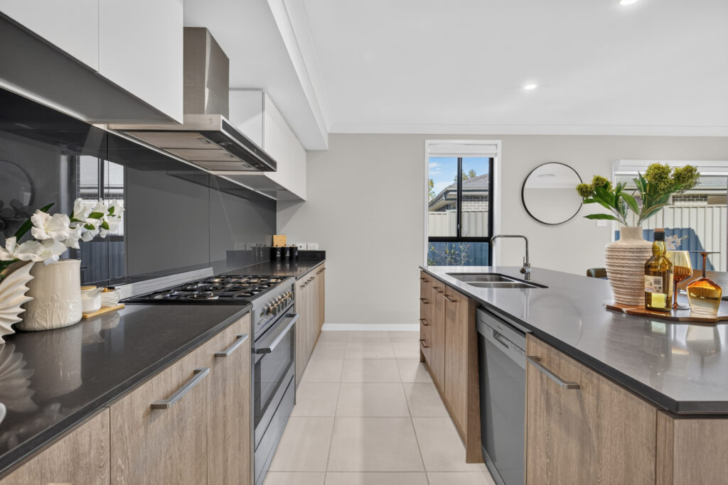 For Sale - 19 Caledonia Crescent (Melonba) - New Property in Marsden Park - Real Estate by Ruma Mundi