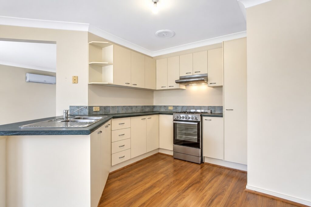 For Rent - 17 Arizona Place - New Property in Stanhope Gardens - Real Estate by 