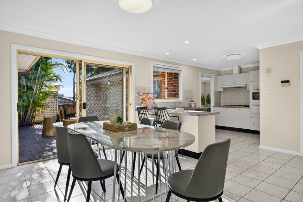 Auction - 4 Crestview Drive - New Property in Glenwood - Real Estate by Kim McChlery