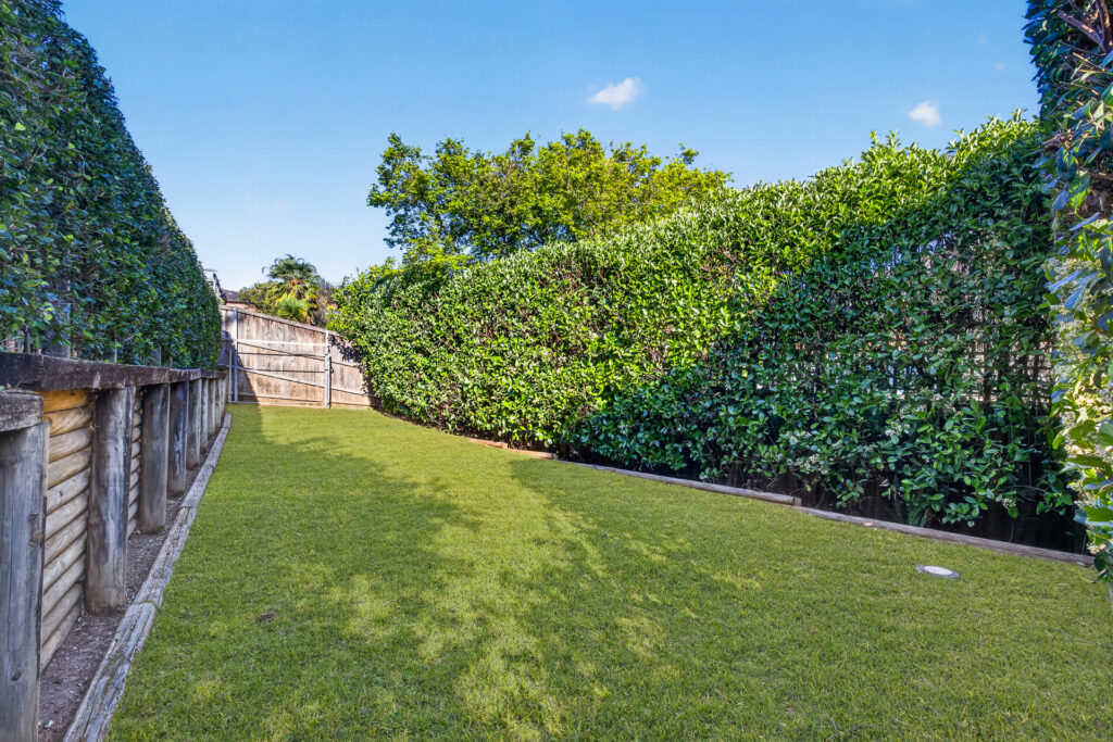 Auction - 4 Crestview Drive - New Property in Glenwood - Real Estate by Kim McChlery