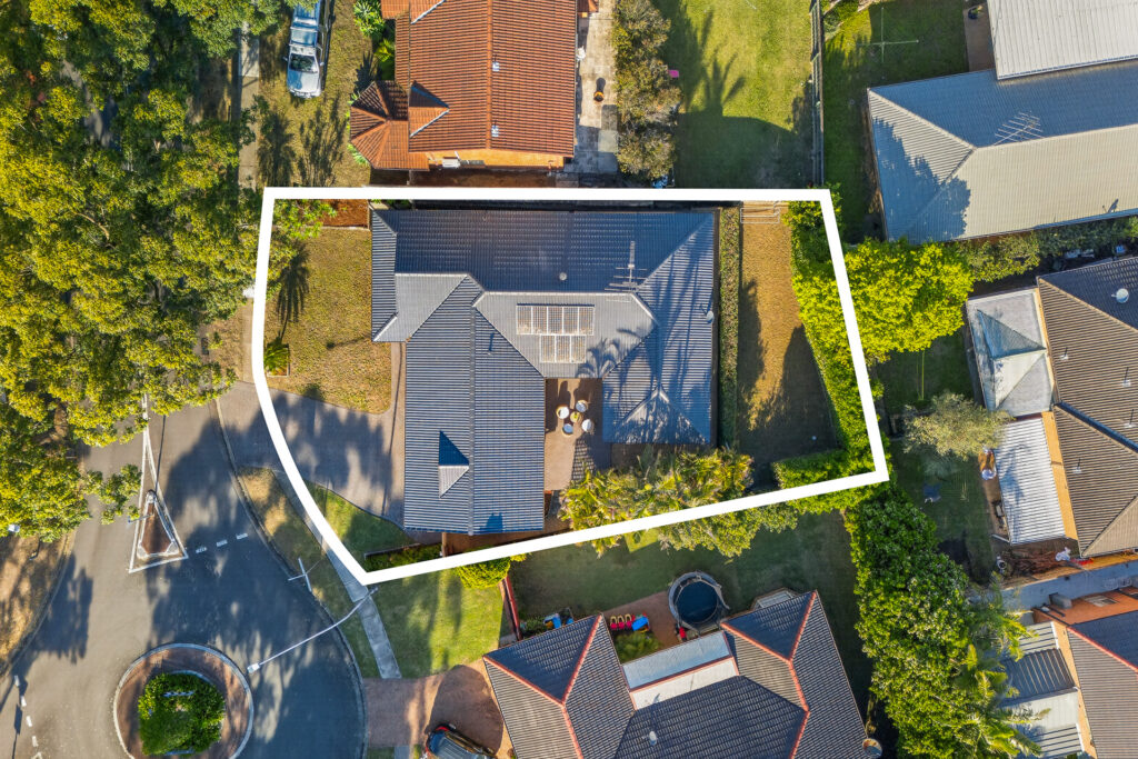 Auction - 4 Crestview Drive - New Property in Glenwood - Real Estate by Kim McChlery