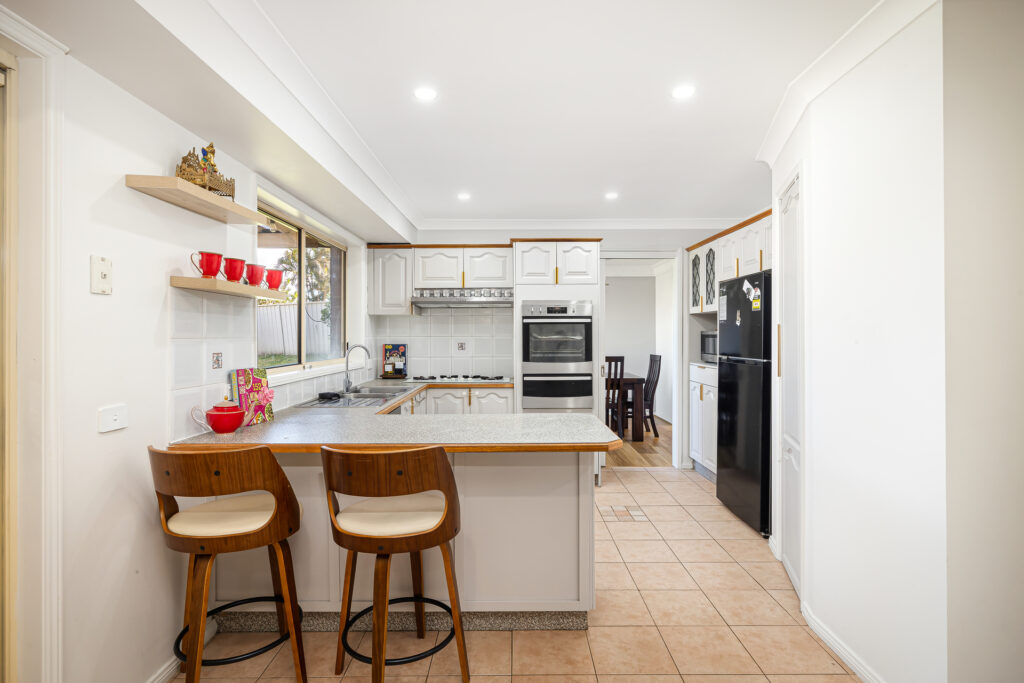 Auction - 34 Vermont Court - New Property in Seven Hills - Real Estate by Joel Hollings