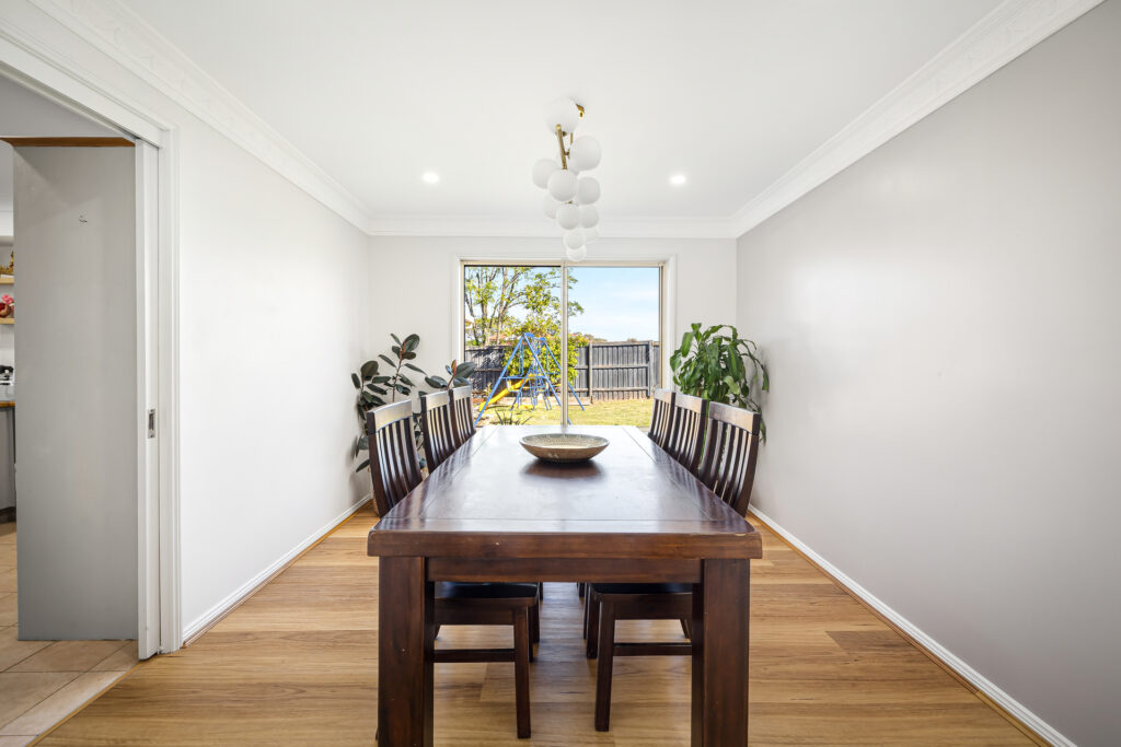 Auction - 34 Vermont Court - New Property in Seven Hills - Real Estate by Joel Hollings