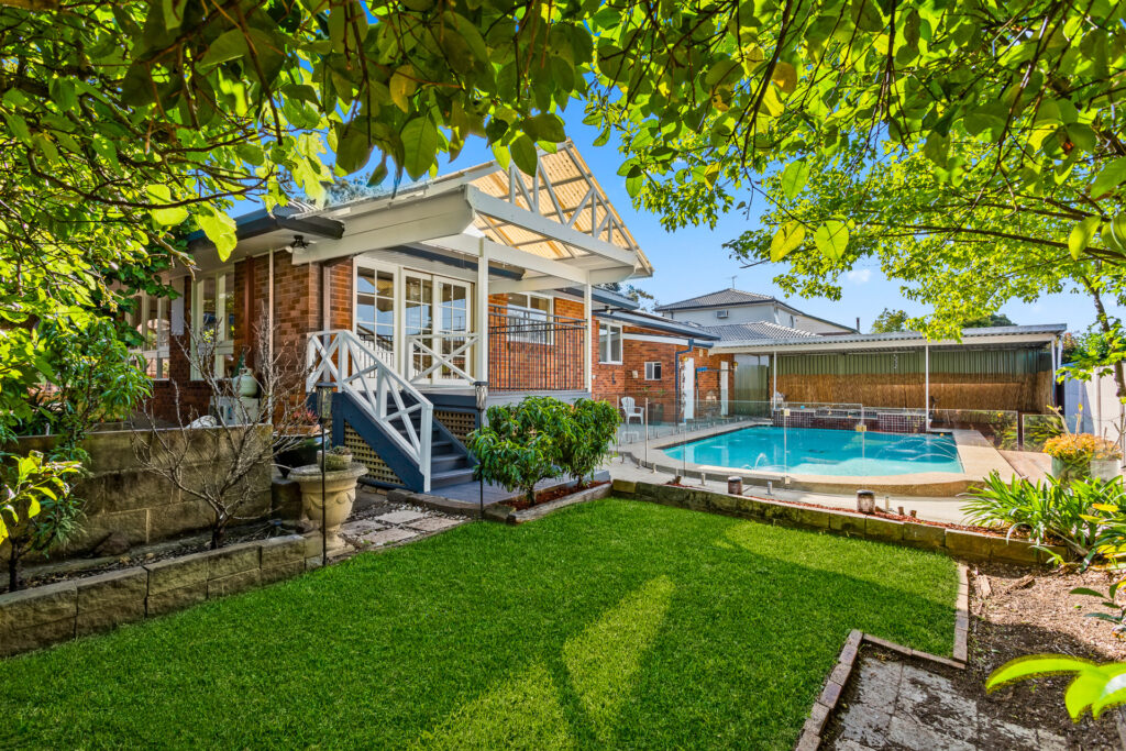For Sale - 43 Solander Road - New Property in Kings Langley - Real Estate by Kim McChlery