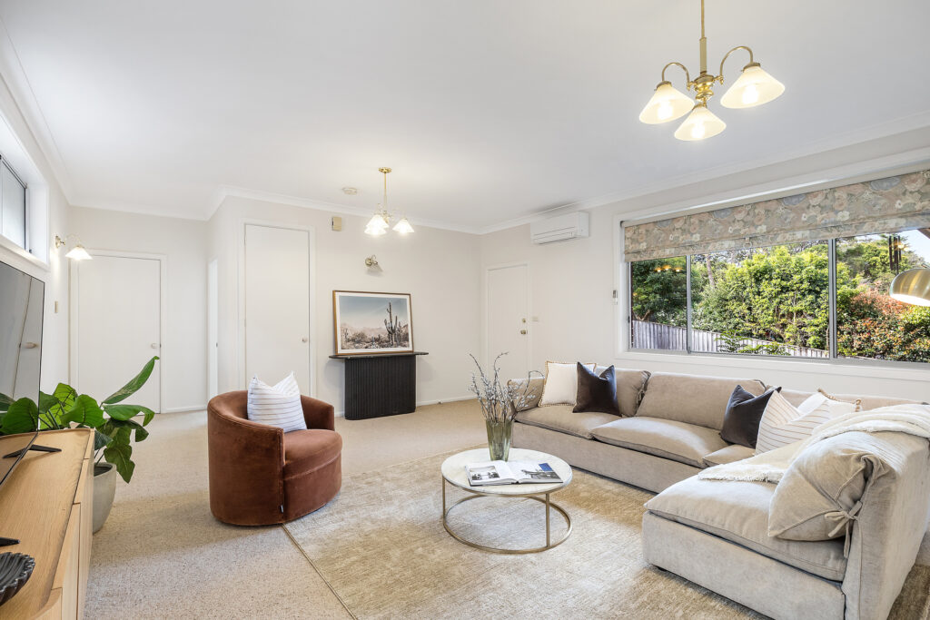 Auction - 20 Karril Avenue - New Property in Beecroft - Real Estate by Belinda Hill