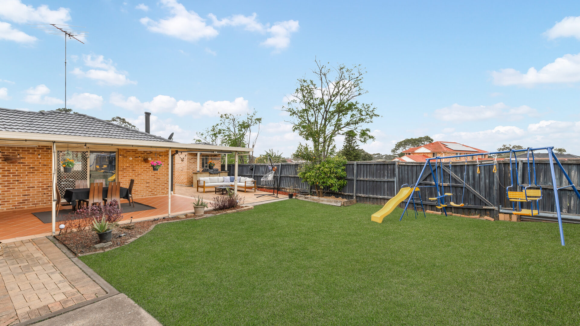 Auction - 34 Vermont Court - New Property in Seven Hills - Real Estate by Joel Hollings