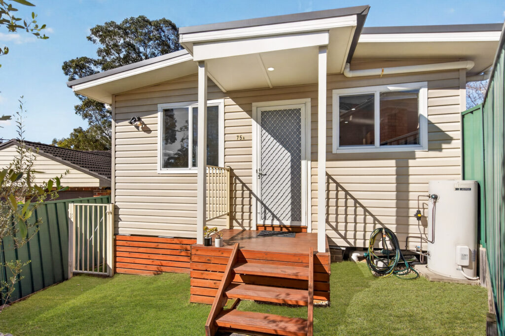 For Sale - 75 & 75A Plymouth Crescent - New Property in Kings Langley - Real Estate by Monique Layoun