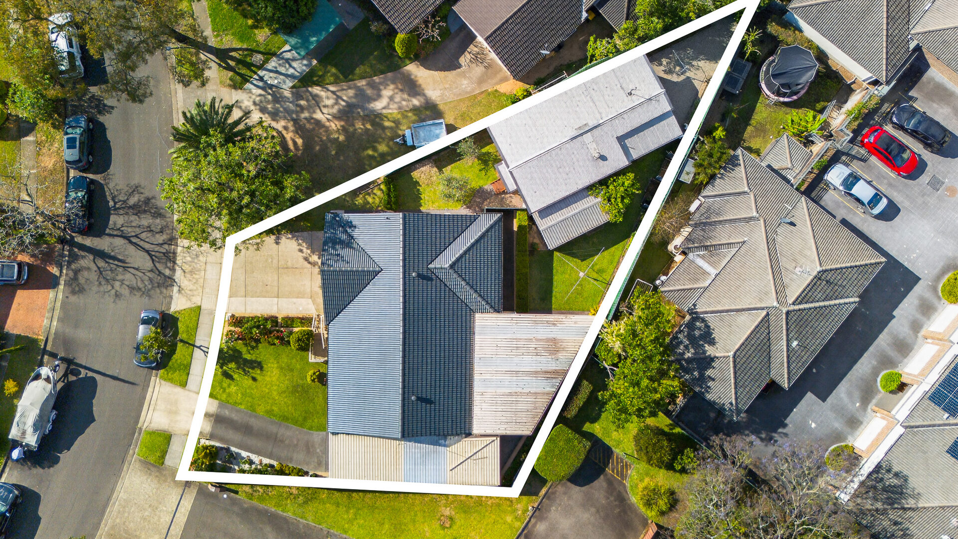 For Sale - 75 & 75A Plymouth Crescent - New Property in Kings Langley - Real Estate by Monique Layoun
