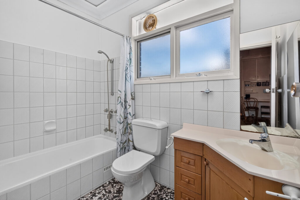 Auction - 3 Immarna Place - New Property in Oatlands - Real Estate by Sandra Aquilina