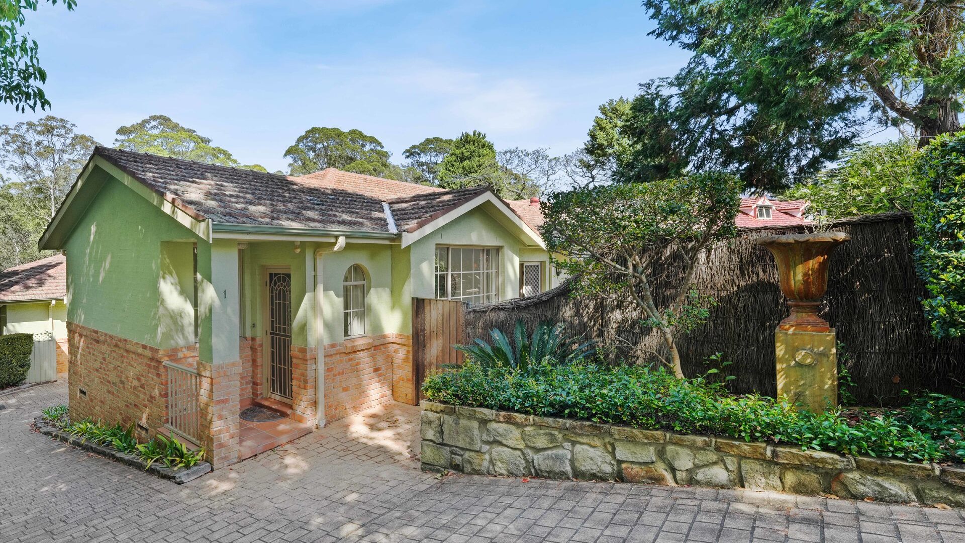 Auction - 1/16 Hillside Crescent - New Property in Epping - Real Estate by Betty Ockerlander