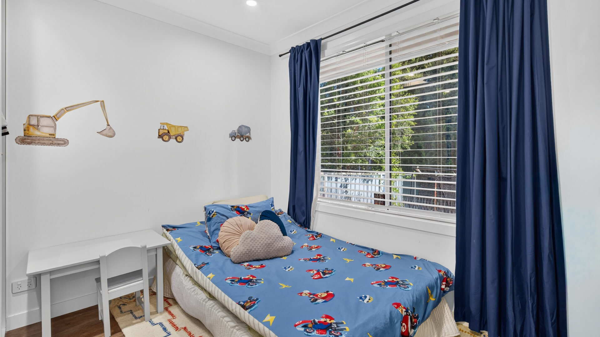 Auction - 32 Madeira Avenue - New Property in Kings Langley - Real Estate by Kim McChlery
