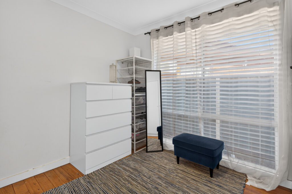 Auction - 32 Madeira Avenue - New Property in Kings Langley - Real Estate by Kim McChlery