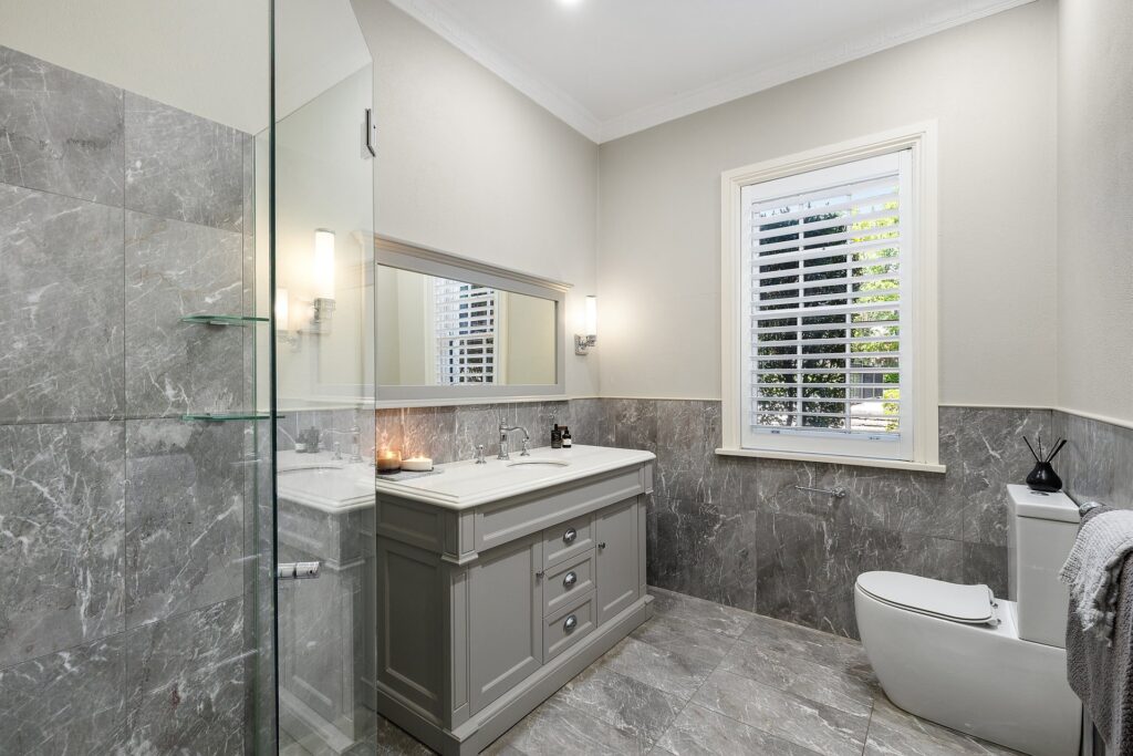 Auction - 30 The Crescent - New Property in Cheltenham - Real Estate by Belinda Hill