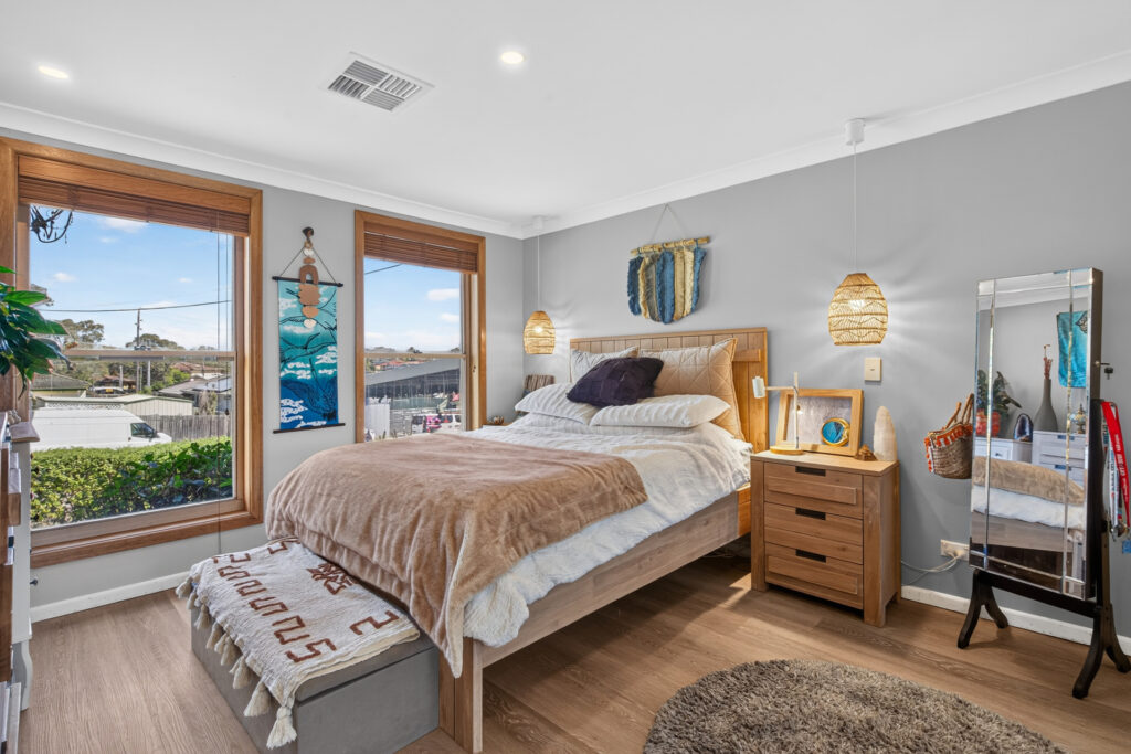 Auction - 13 Hull Place - New Property in Seven Hills - Real Estate by Kim McChlery