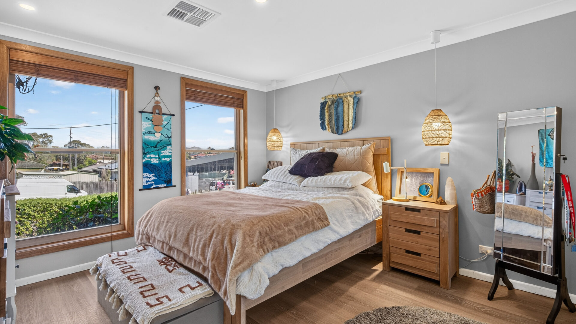 Auction - 13 Hull Place - New Property in Seven Hills - Real Estate by Kim McChlery