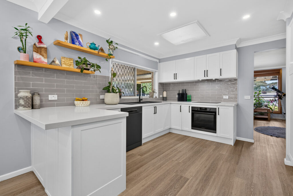 Auction - 13 Hull Place - New Property in Seven Hills - Real Estate by Kim McChlery