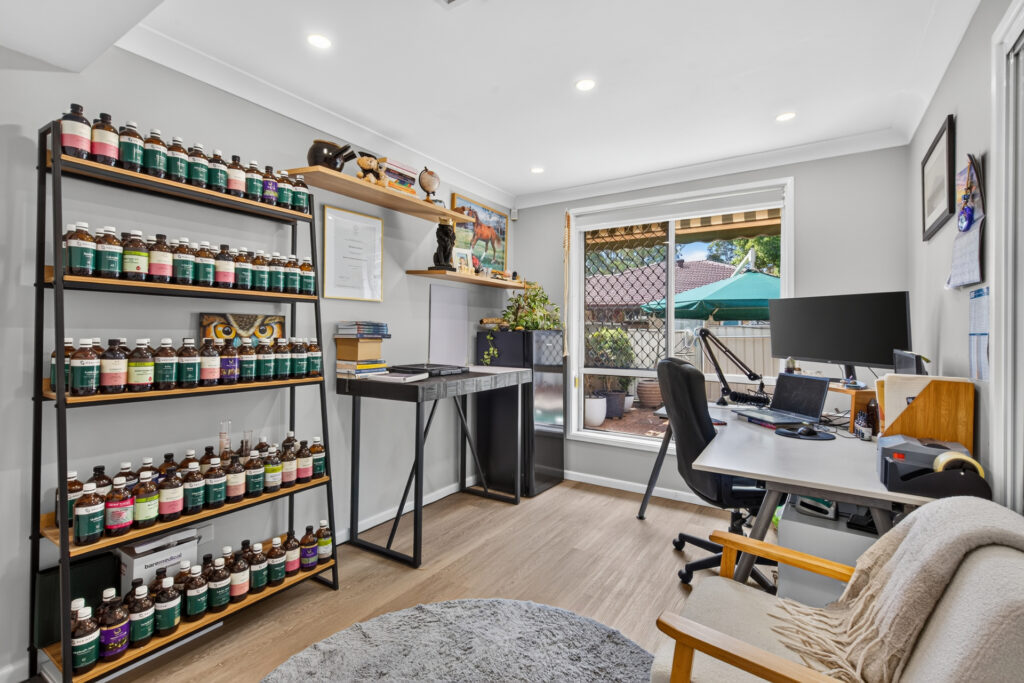 Auction - 13 Hull Place - New Property in Seven Hills - Real Estate by Kim McChlery