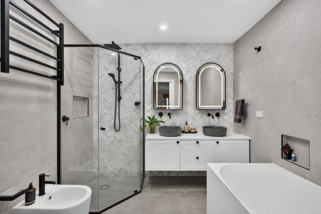Auction - 13 Hull Place - New Property in Seven Hills - Real Estate by Kim McChlery