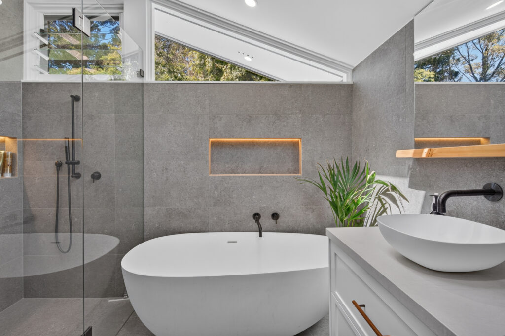 Auction - 62 Kedumba Crescent - New Property in Turramurra - Real Estate by Alastair Kivell