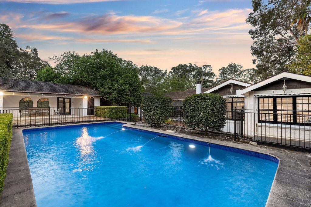 Auction - 30 The Crescent - New Property in Cheltenham - Real Estate by Belinda Hill