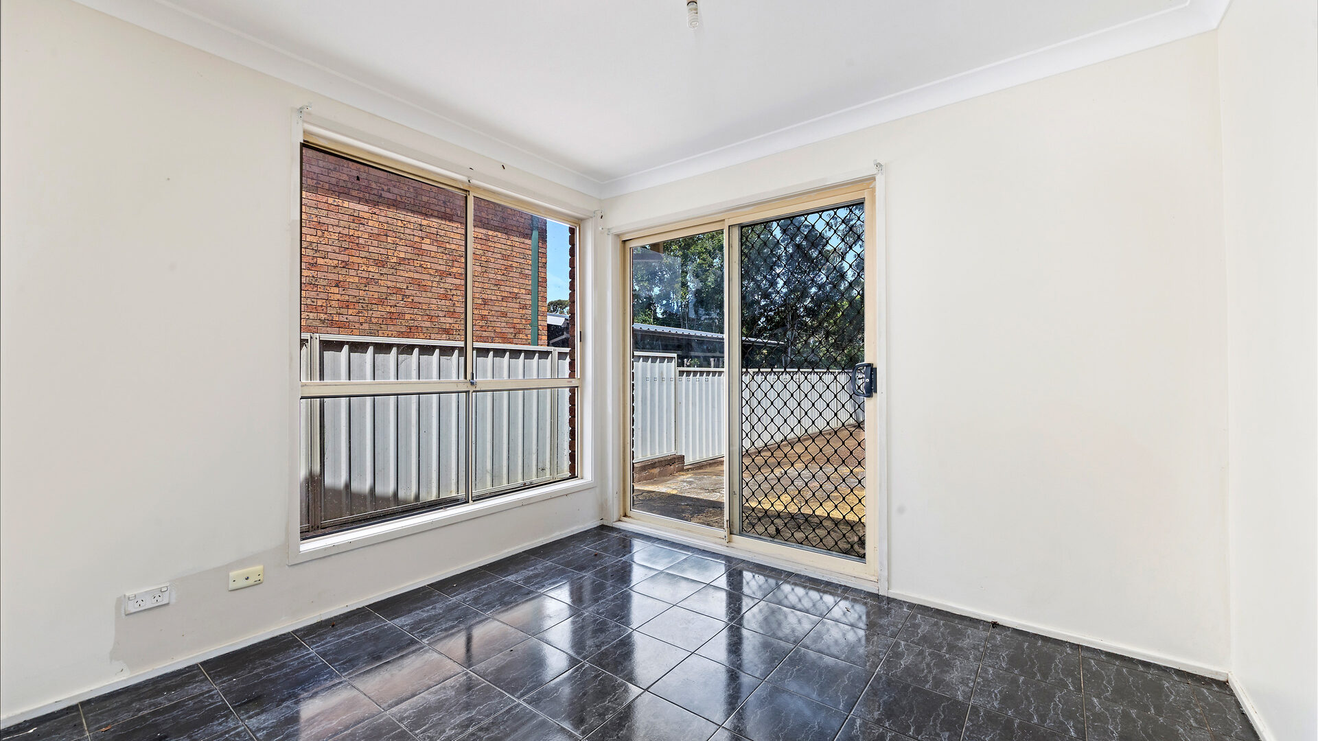 Auction - 28 Edgeware Road - New Property in Prospect - Real Estate by Monique Layoun