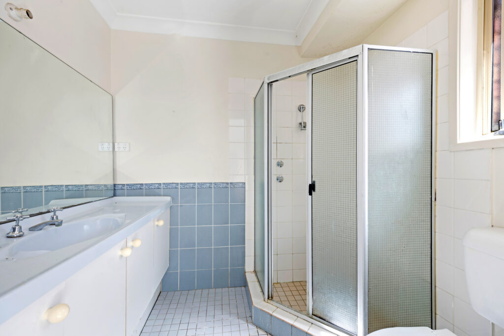 Auction - 28 Edgeware Road - New Property in Prospect - Real Estate by Monique Layoun