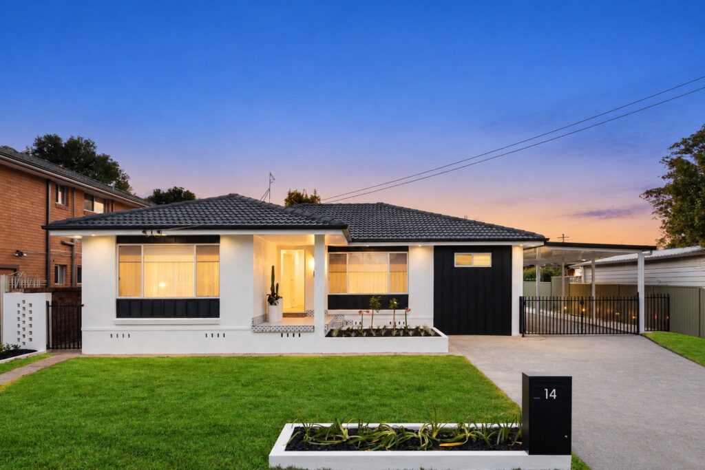 Auction - 14 Londonderry Road - New Property in Hobartville - Real Estate by Yuri Cattaneo