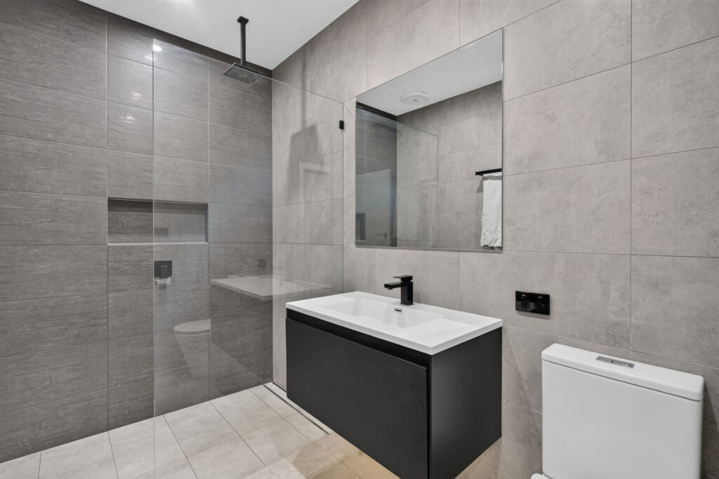 Auction - 35 Yvonne Street - New Property in Seven Hills - Real Estate by Monique Layoun