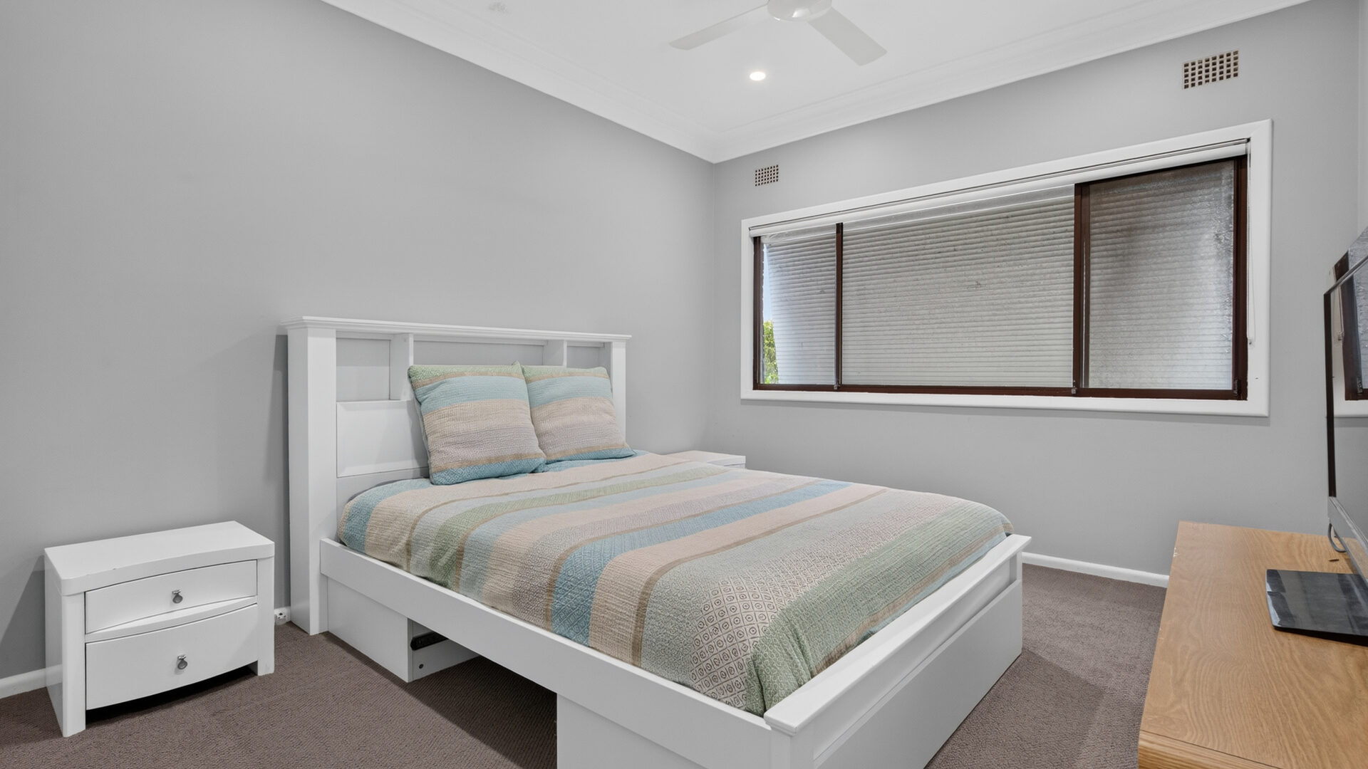 Auction - 35 Yvonne Street - New Property in Seven Hills - Real Estate by Monique Layoun