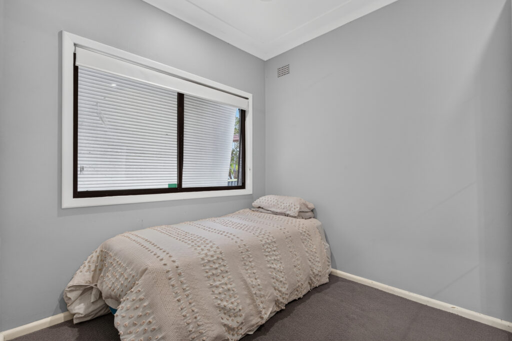Auction - 35 Yvonne Street - New Property in Seven Hills - Real Estate by Monique Layoun