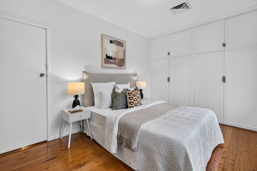 Auction - 6 Jesmond Crescent - New Property in Beecroft - Real Estate by Kenny Li