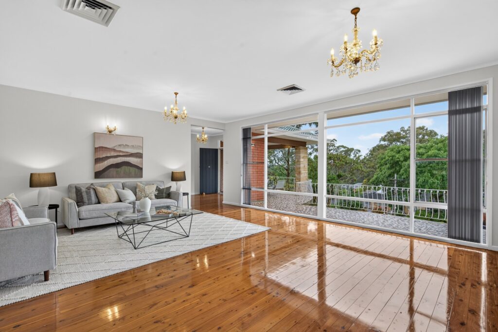 Auction - 6 Jesmond Crescent - New Property in Beecroft - Real Estate by Kenny Li