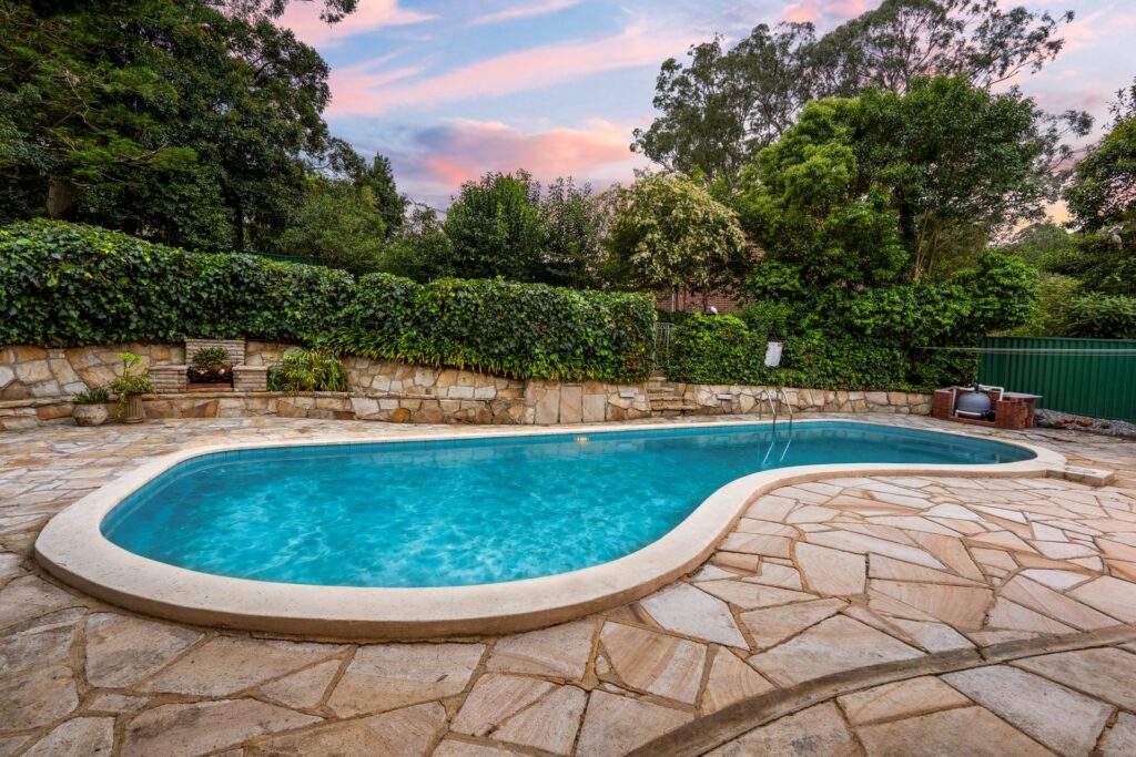 Auction - 6 Jesmond Crescent - New Property in Beecroft - Real Estate by Kenny Li