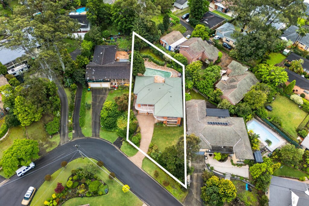 Auction - 6 Jesmond Crescent - New Property in Beecroft - Real Estate by Kenny Li
