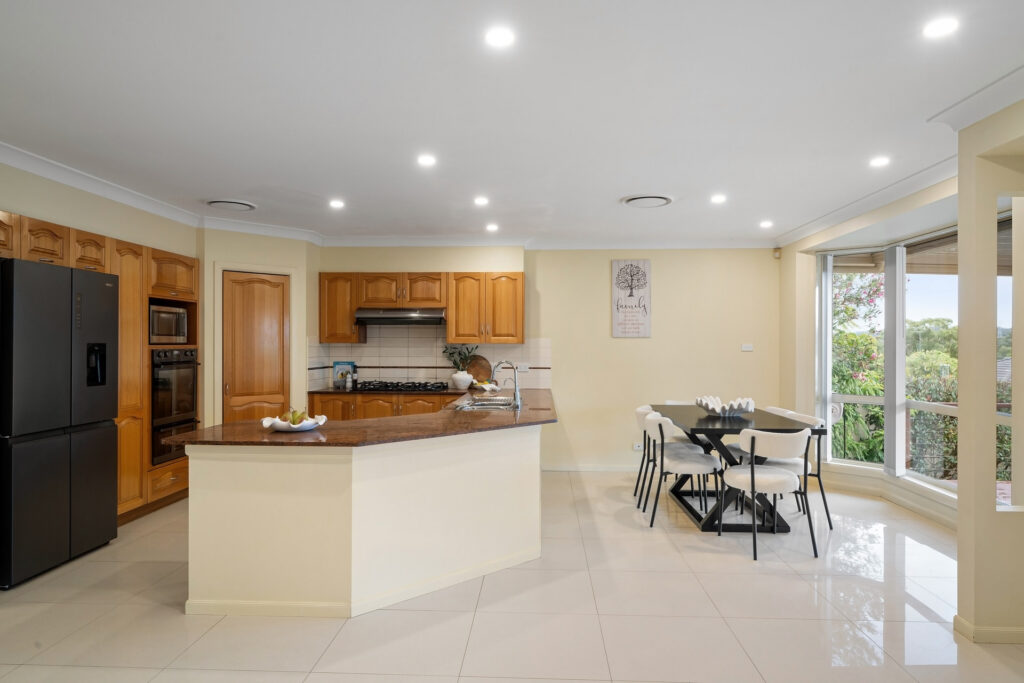 Auction - 49 The Crescent - New Property in Toongabbie - Real Estate by Andrew Tour